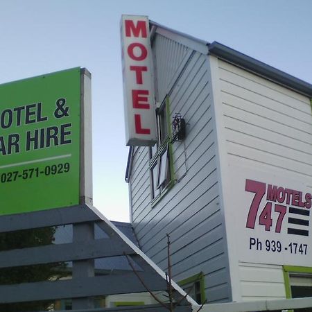 Wellington 747 Motel Екстериор снимка
