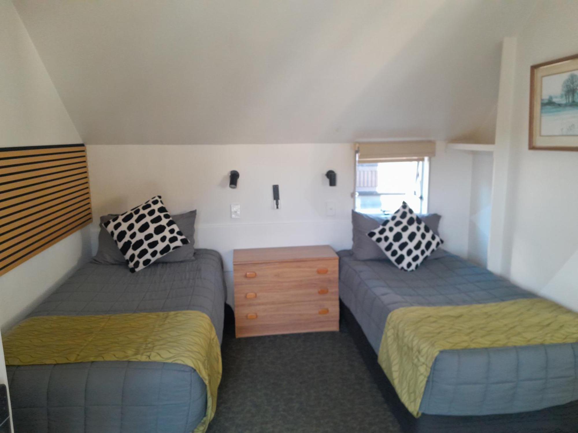 Wellington 747 Motel Екстериор снимка